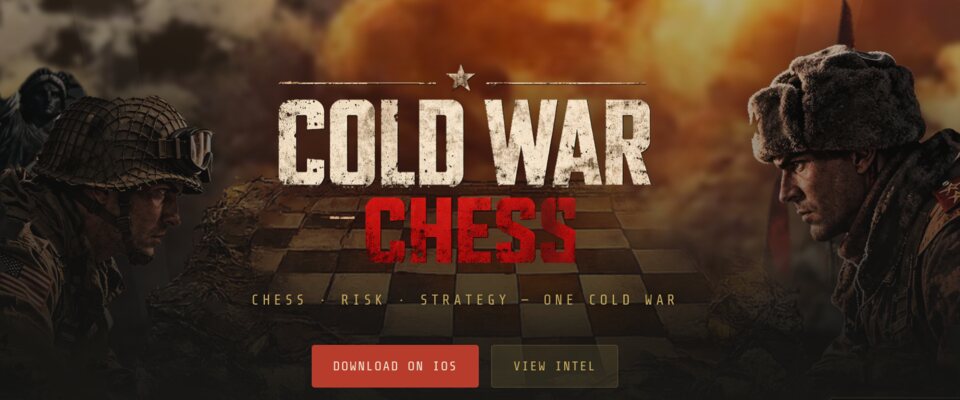 The top of coldwarchess.com: two soldiers face each other across a chessboard under the Cold War Chess title